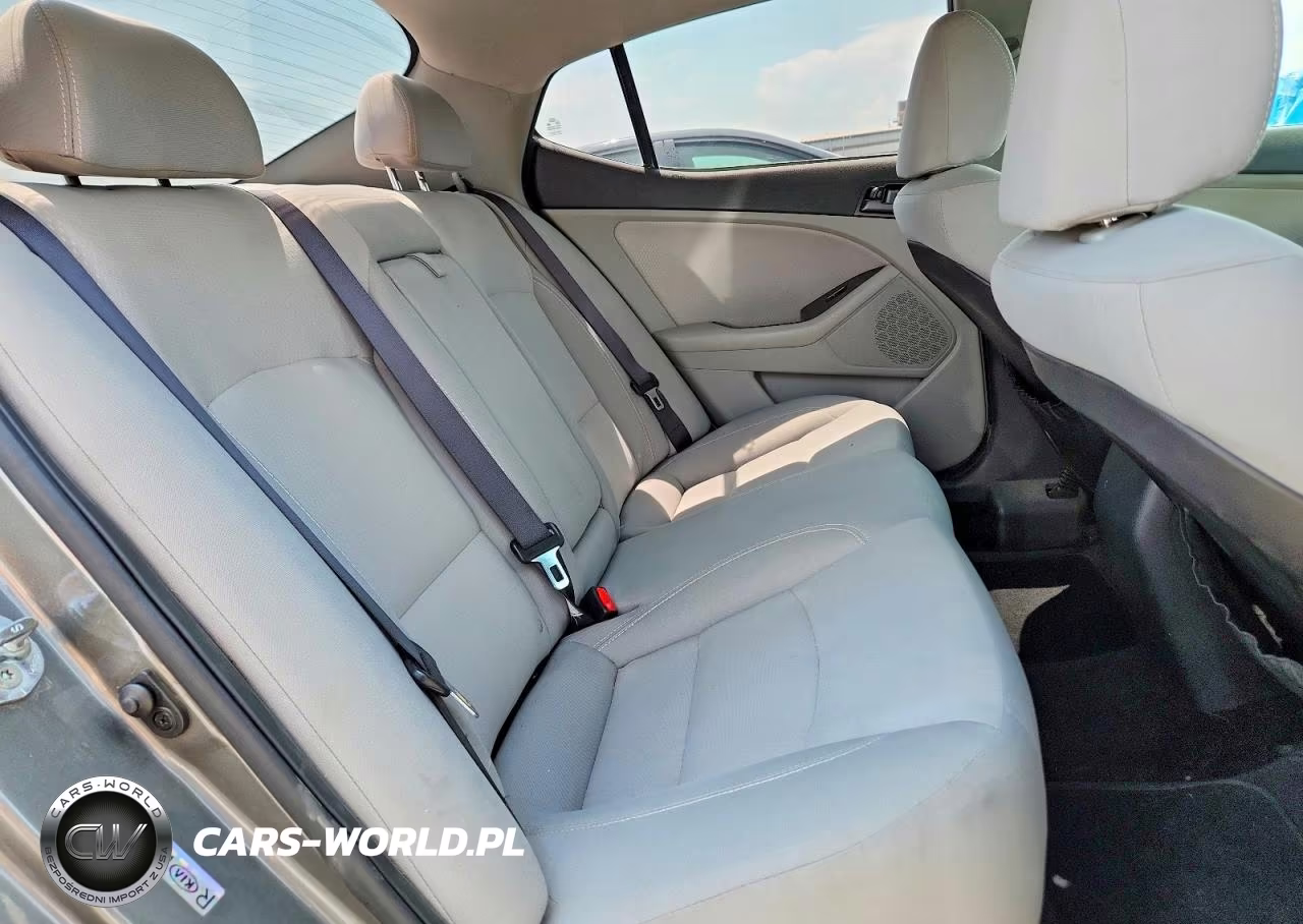 2012 Kia Optima Lx VIN:5XXGM4A71CG038958 - 10