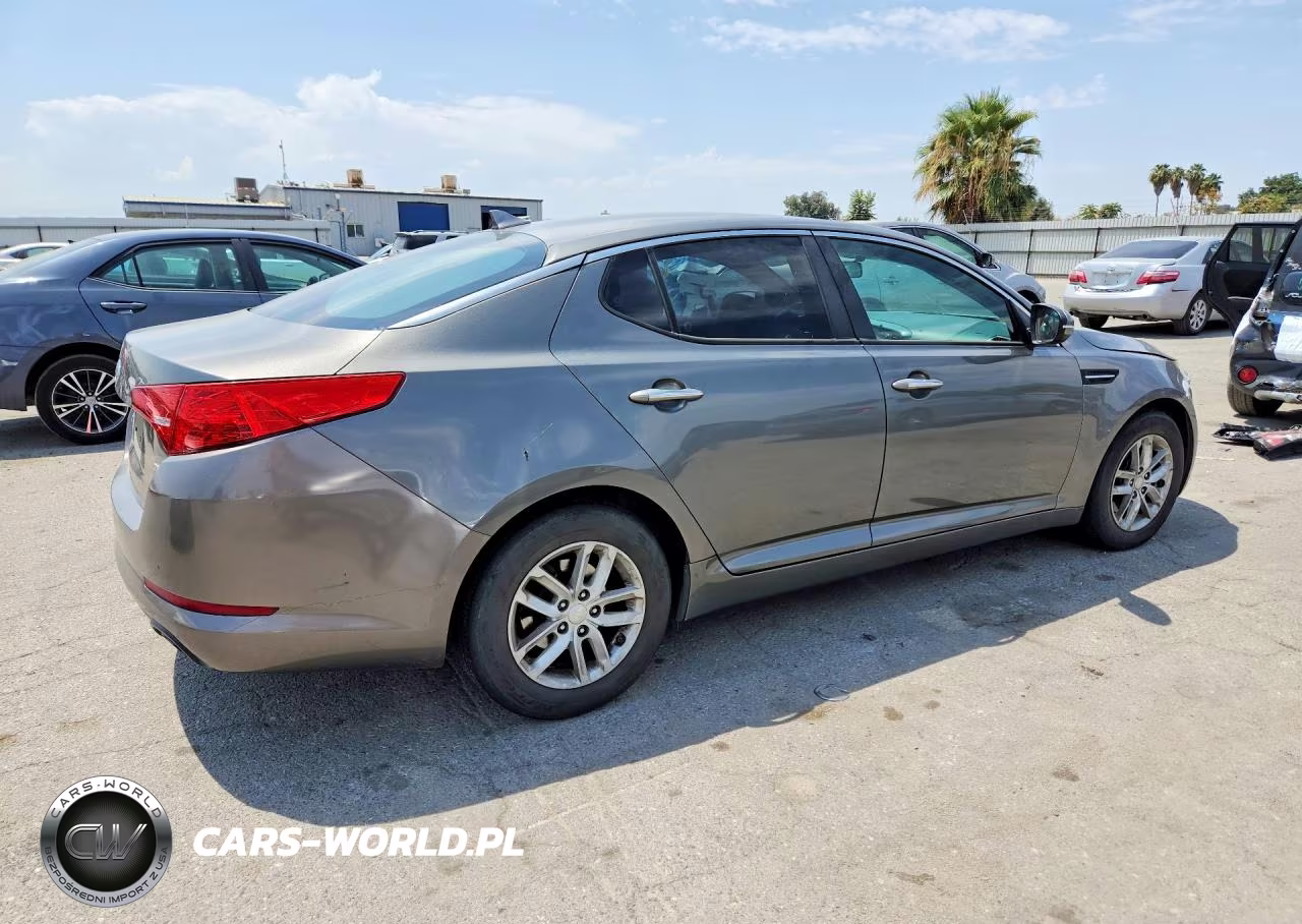 2012 Kia Optima Lx VIN:5XXGM4A71CG038958 - 3