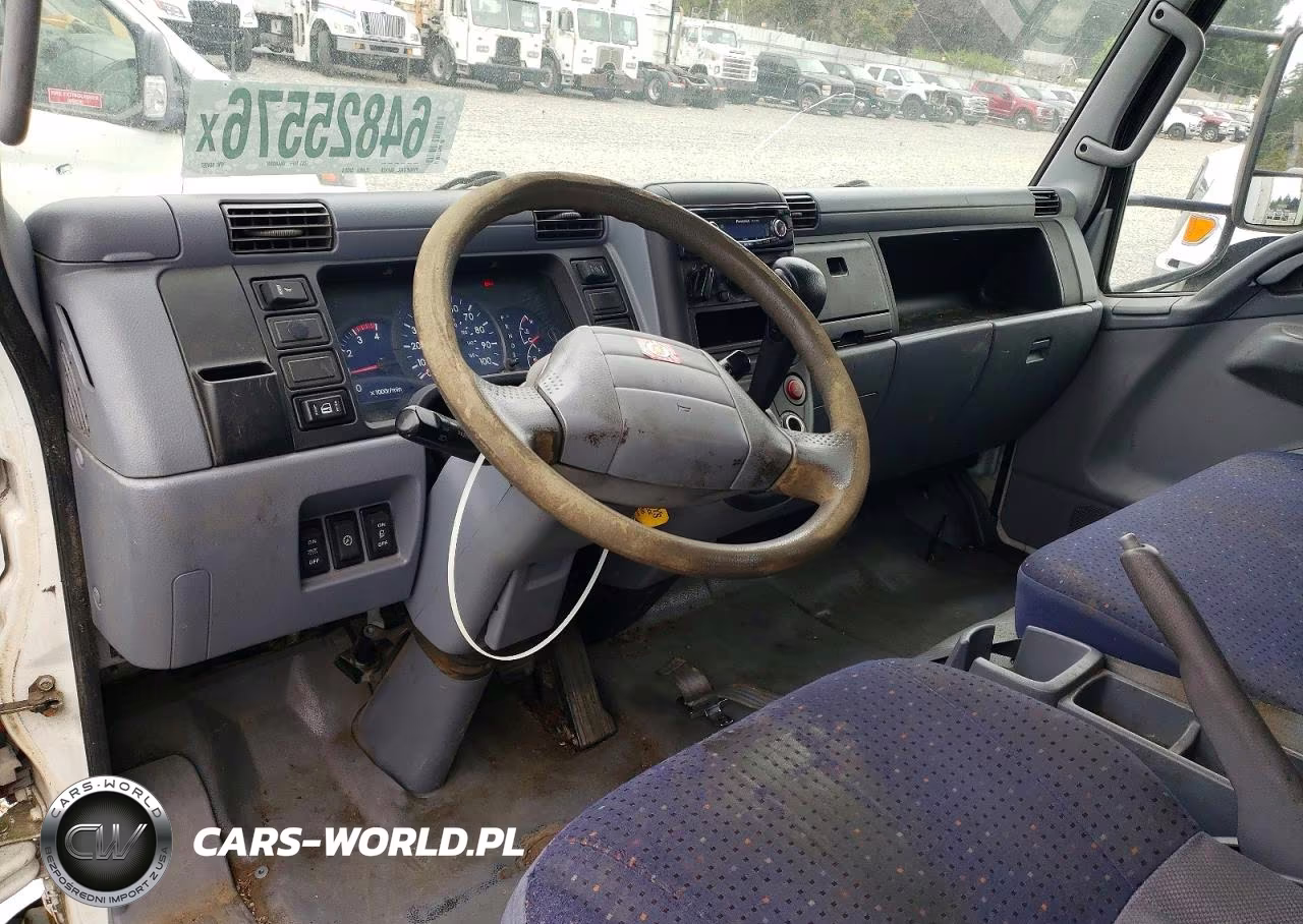 2007 Mitsubishi Fuso - Box Truck VIN:JL6BBE1S97K004697 - 8