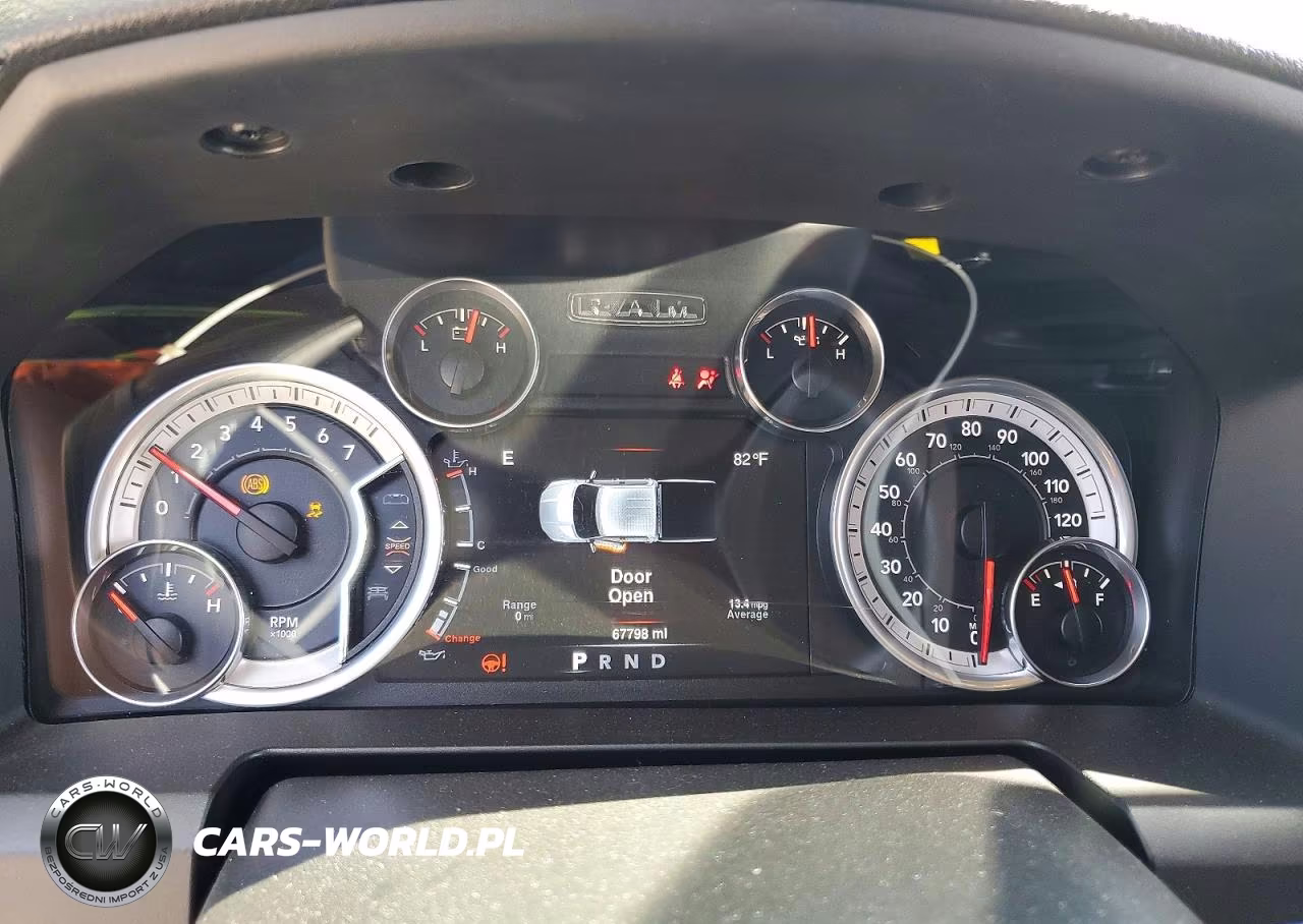2021 Ram 1500 Classic Tradesman VIN:3C6RR7KT3MG686170 - 9