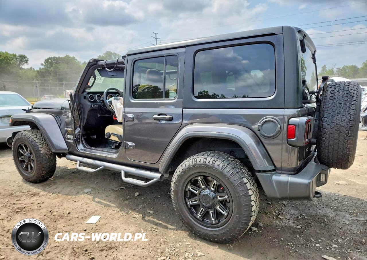 2018 Jeep Wrangler Unlimited Sahara VIN:1C4HJXEG5JW134256 - 2