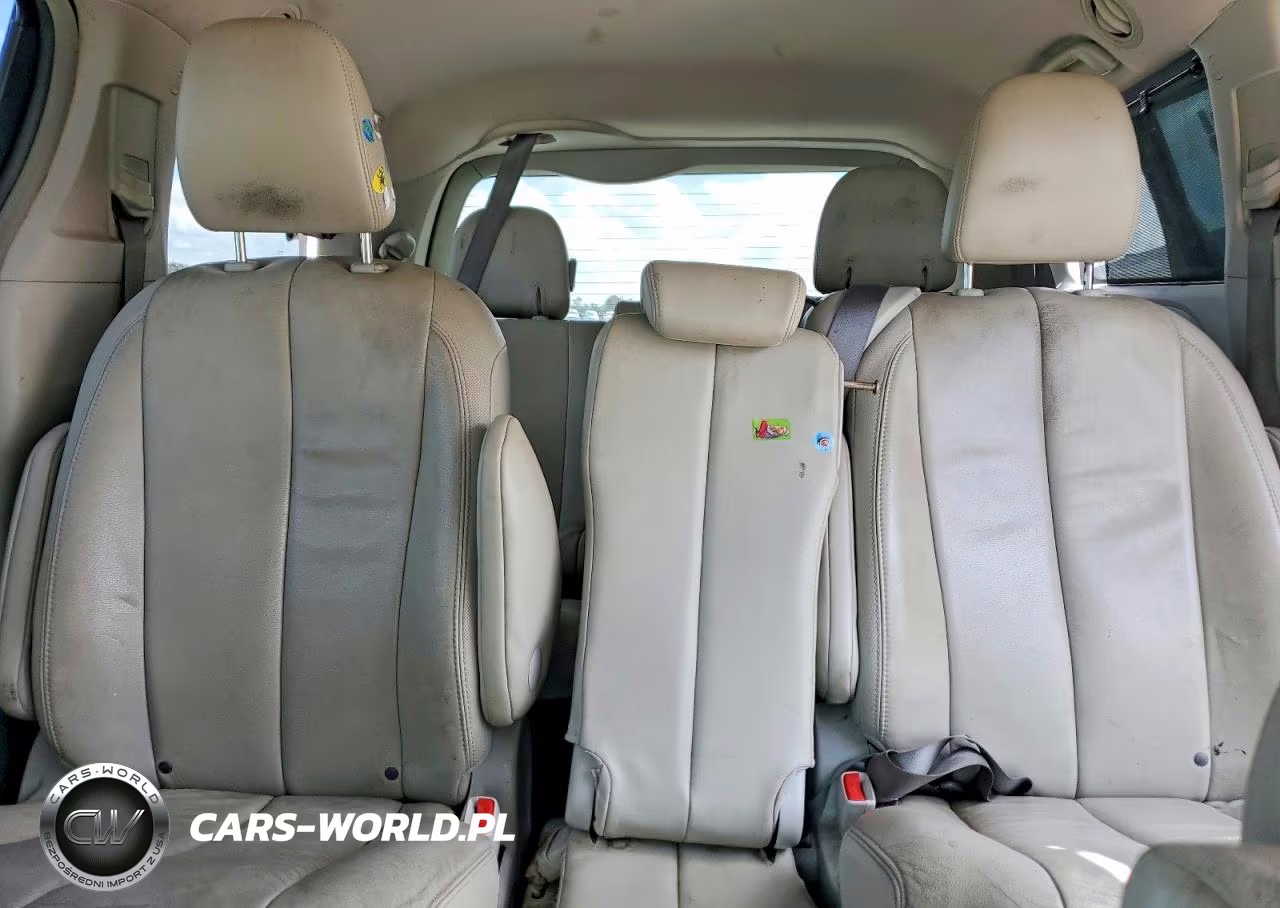2013 Toyota Sienna Xle 8-Passenger VIN:5TDYK3DC4DS361835 - 10
