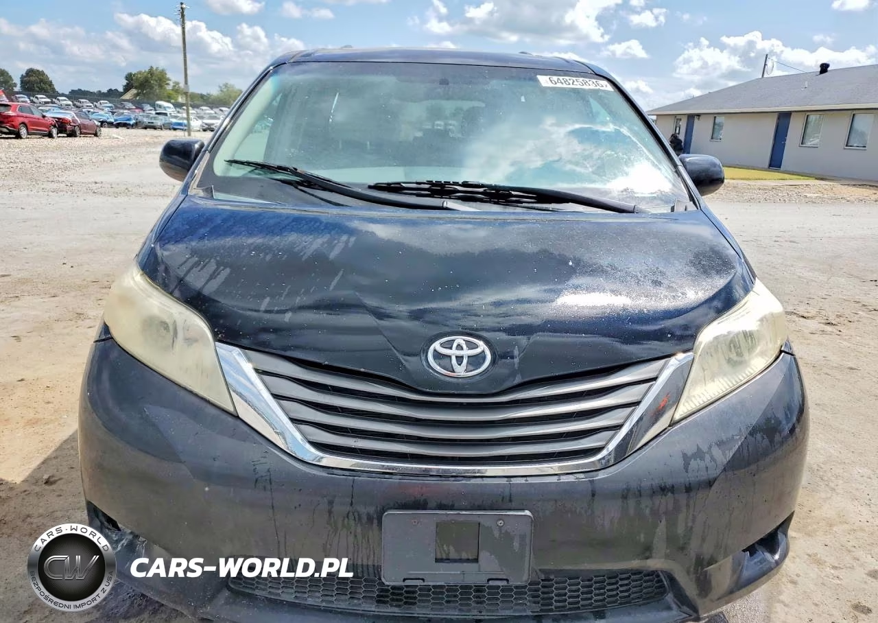 2013 Toyota Sienna Xle 8-Passenger VIN:5TDYK3DC4DS361835 - 5