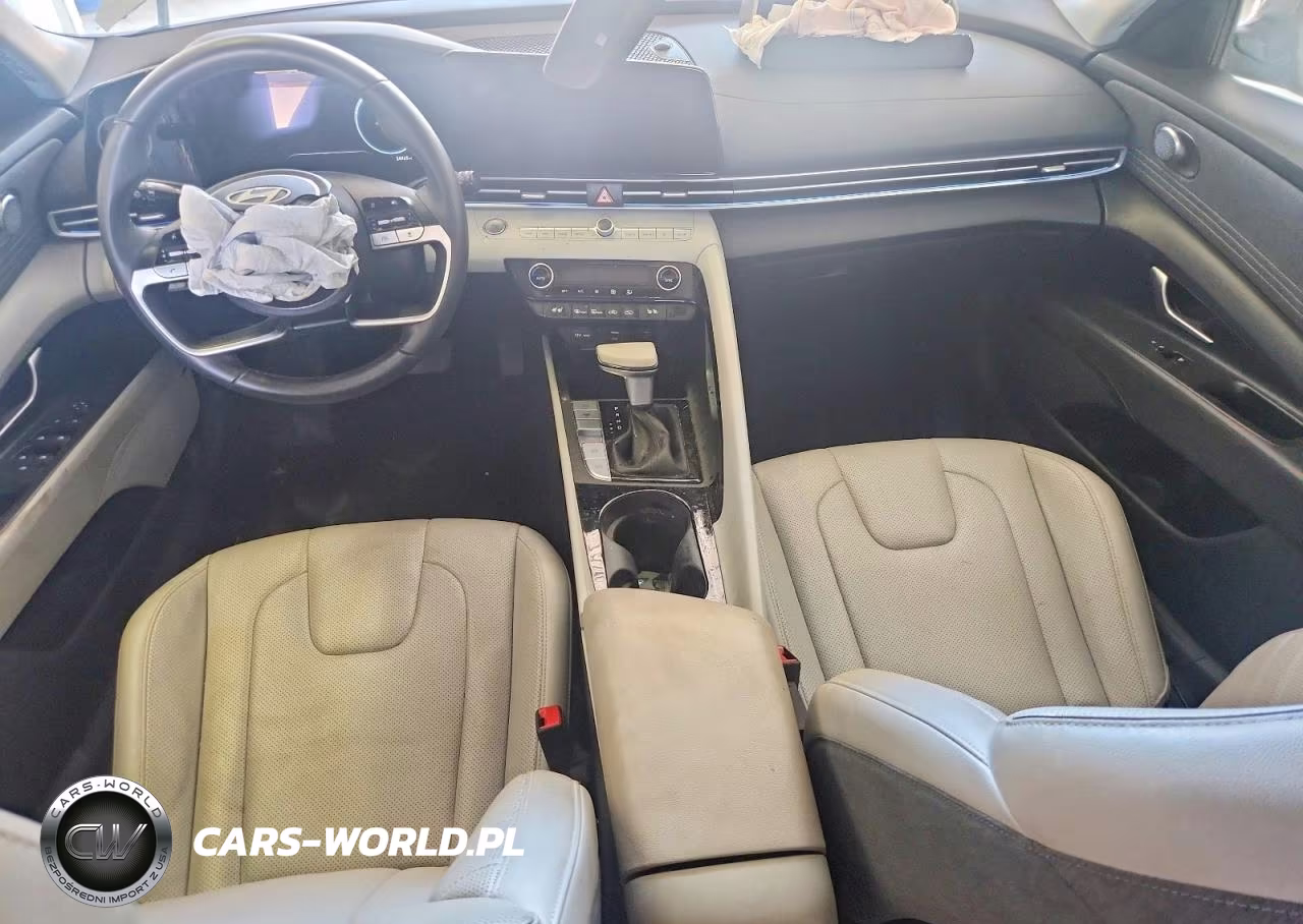 2025 Hyundai Elantra Limited VIN:KMHLN4DJ2SU174457 - 8