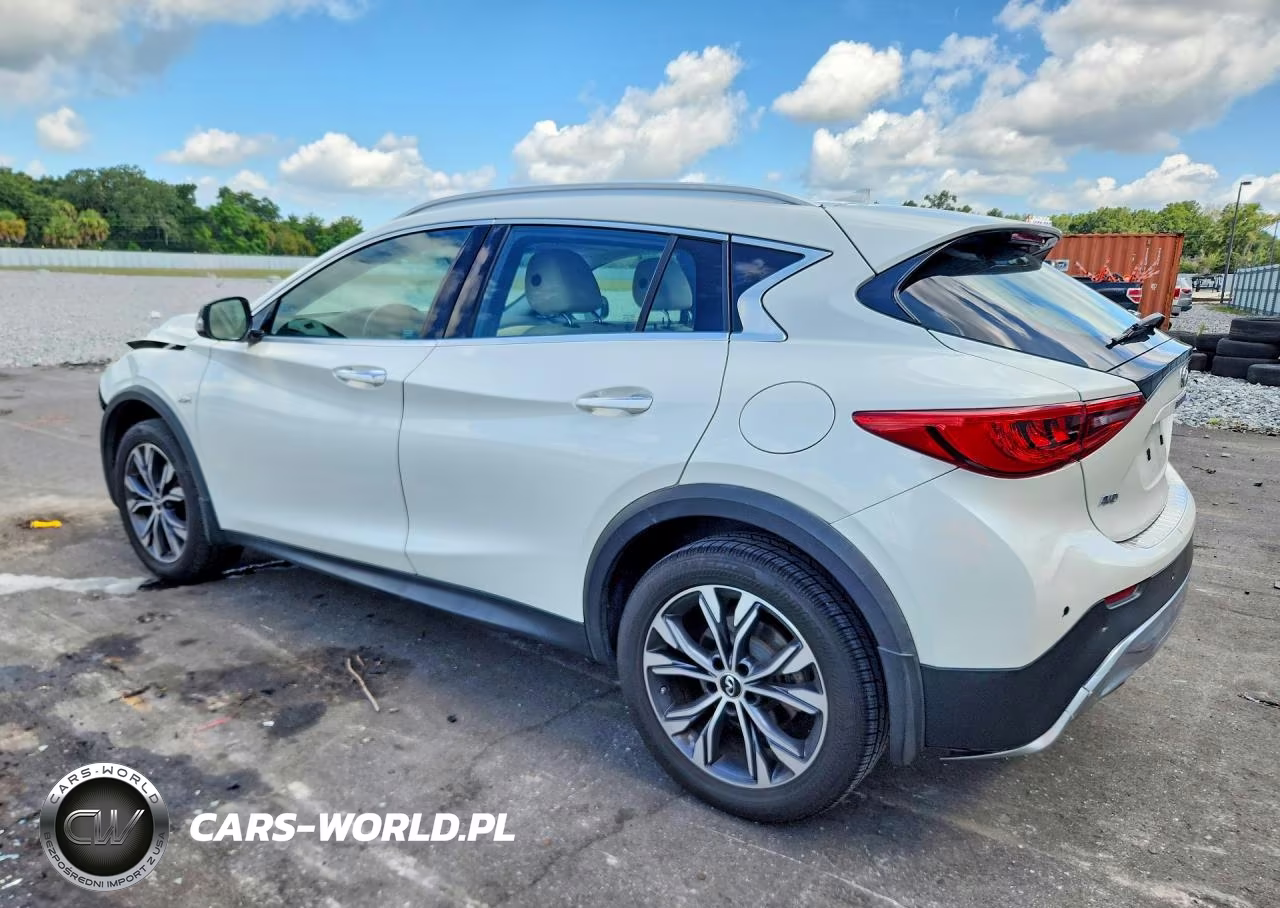 2018 Infiniti Qx30 Premium VIN:SJKCH5CR1JA043137 - 2