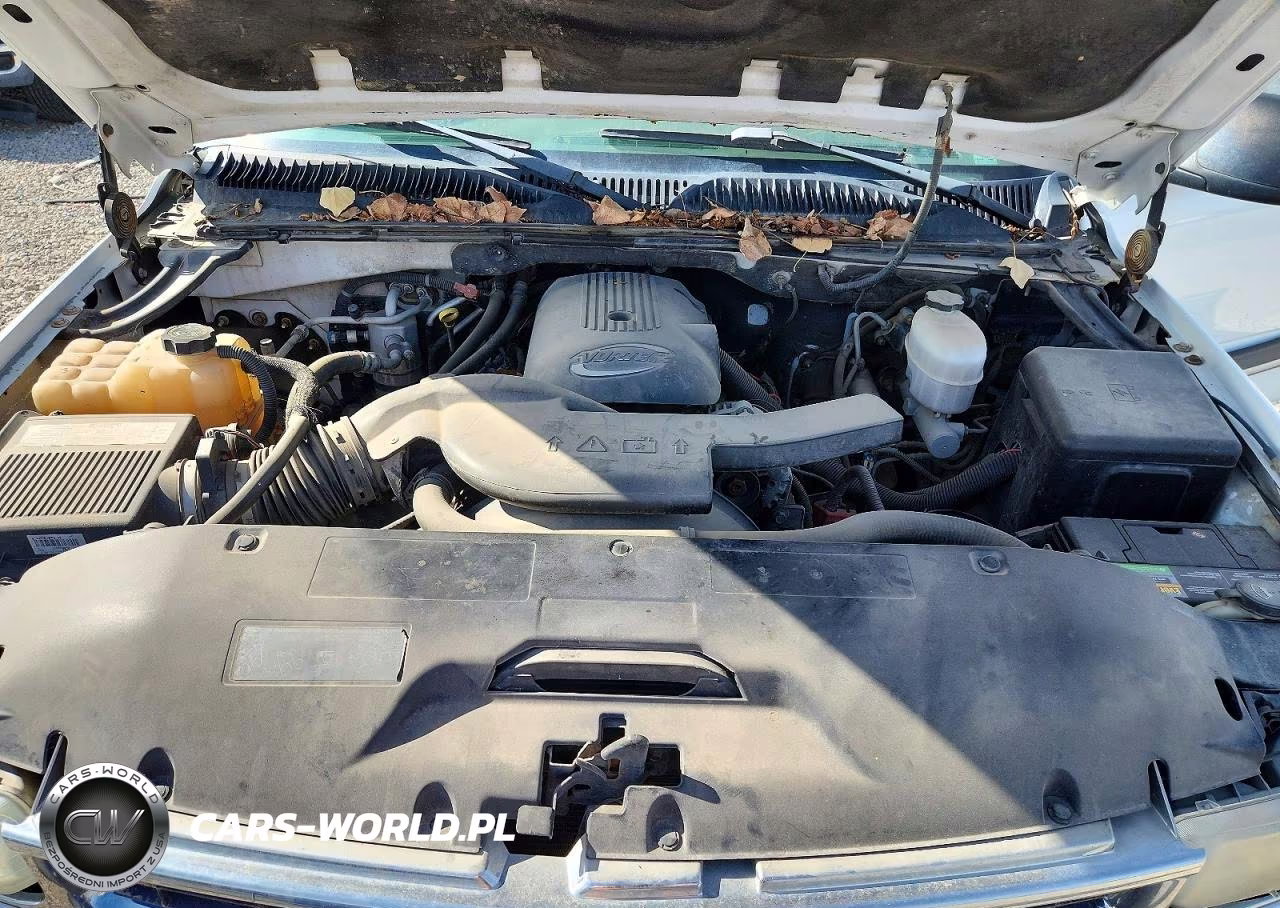 2004 Chevrolet Suburban K1500 VIN:1GNFK16ZX4R278008 - 12
