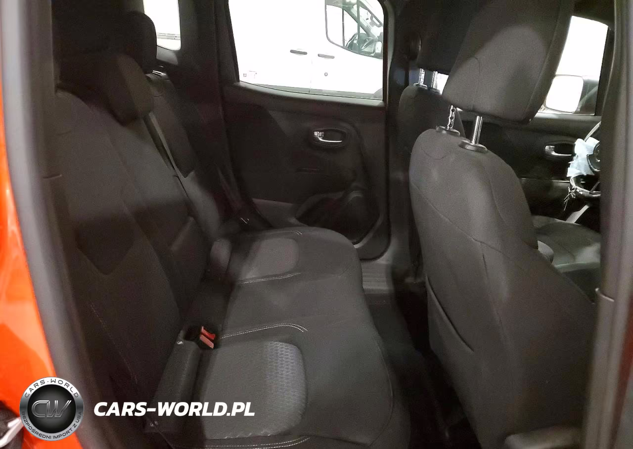 2021 Jeep Renegade Latitude VIN:ZACNJDBB1MPM53873 - 11