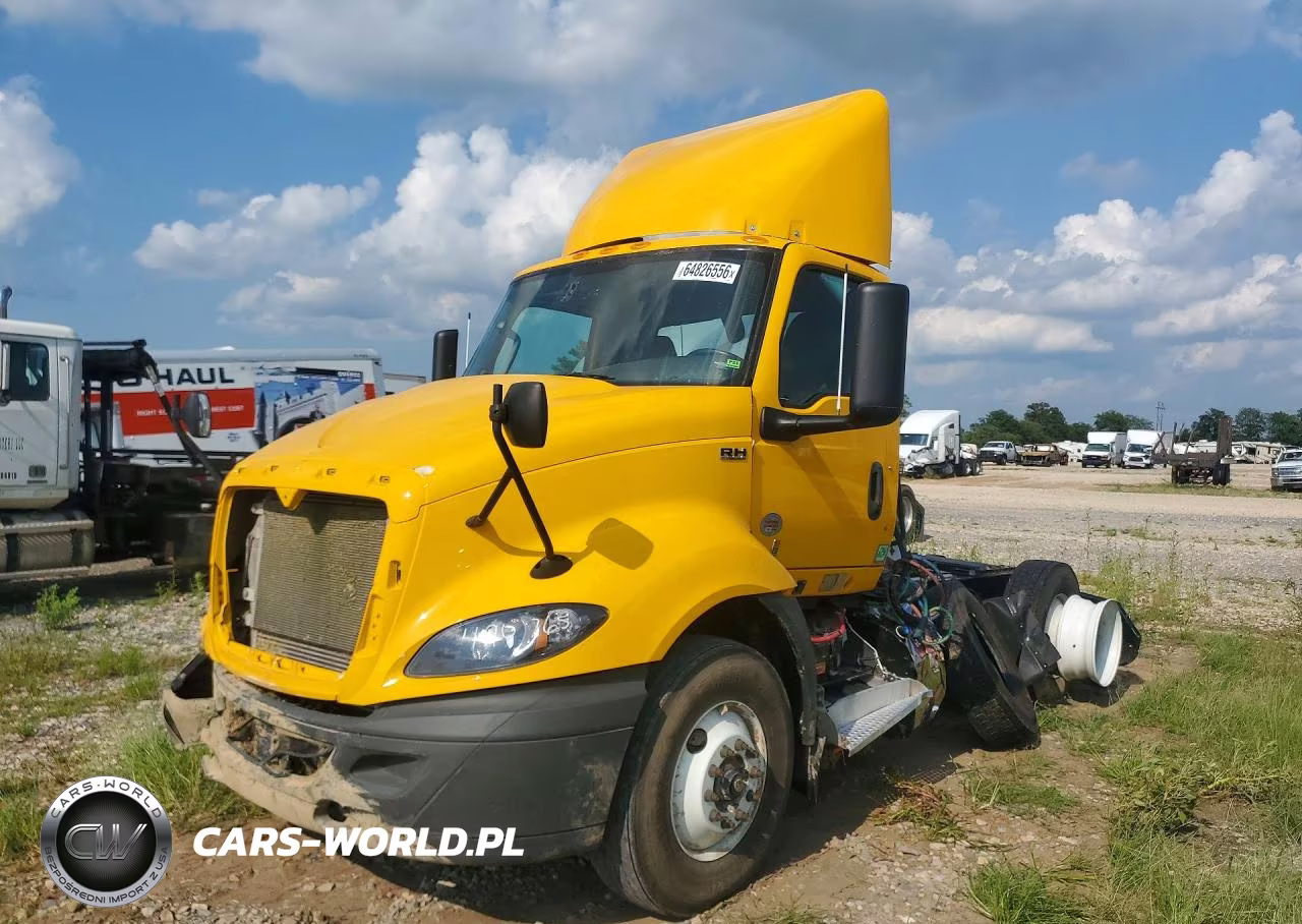 2025 International Rh613 Semi Truck