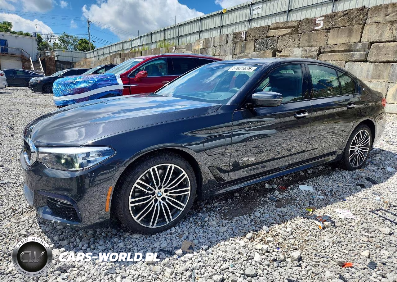 2018 BMW 530Xe