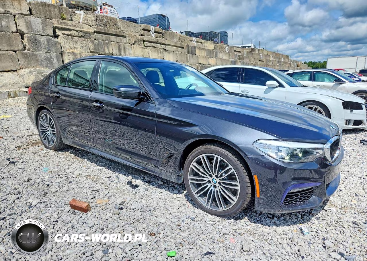 2018 BMW 530Xe VIN:WBAJB1C58JB374872 - 4