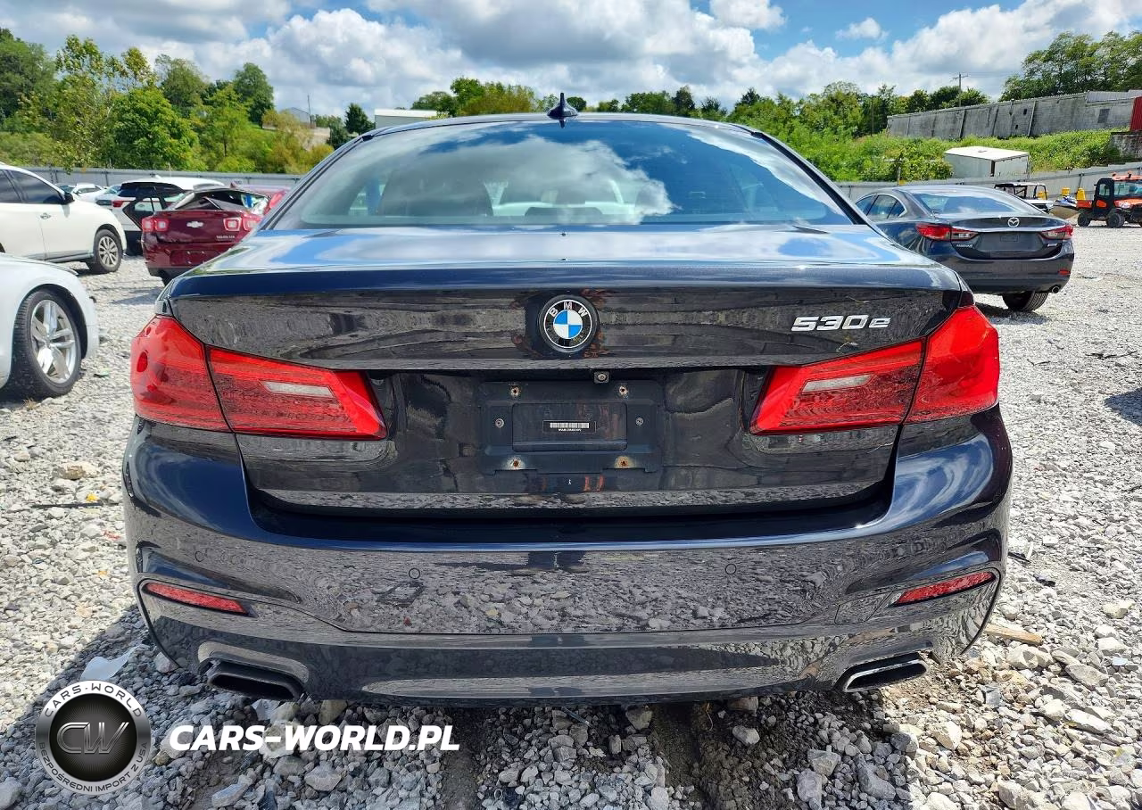 2018 BMW 530Xe VIN:WBAJB1C58JB374872 - 6