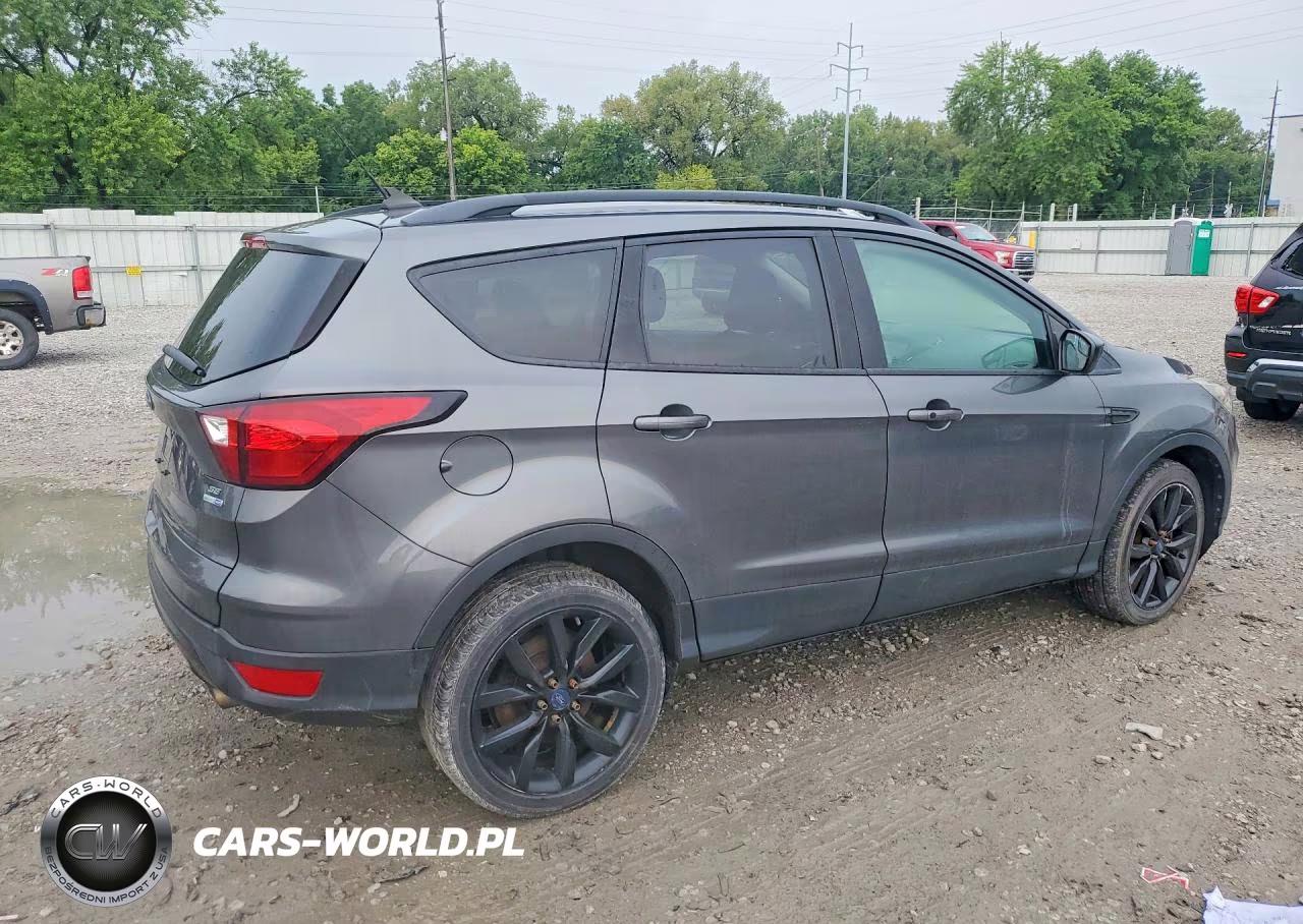 2019 Ford Escape Se VIN:1FMCU9GD9KUA95776 - 3