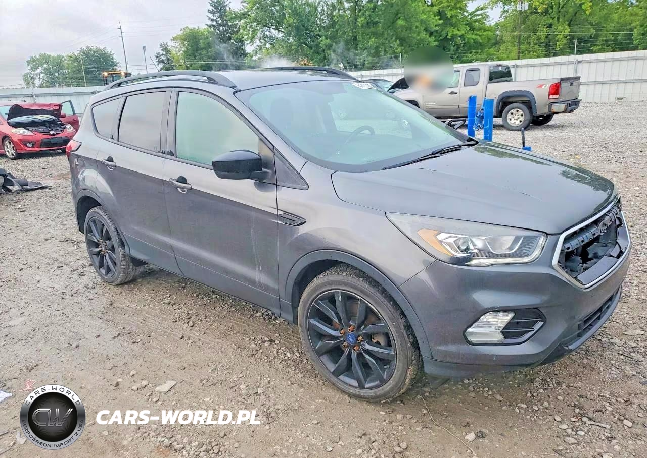 2019 Ford Escape Se VIN:1FMCU9GD9KUA95776 - 4