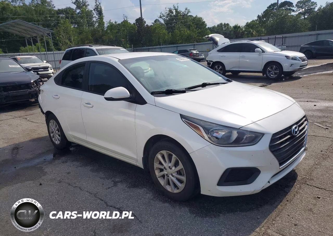 2018 Hyundai Accent Sel VIN:3KPC24A3XJE026699 - 4