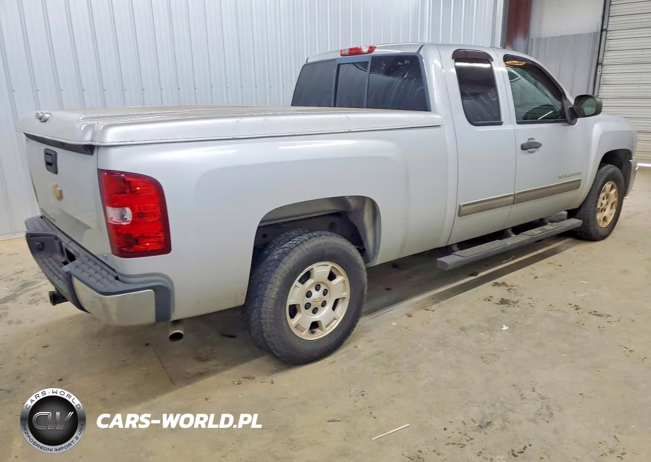 2013 Chevrolet Silverado C1500 Lt VIN:1GCRCSE06DZ390364 - 3