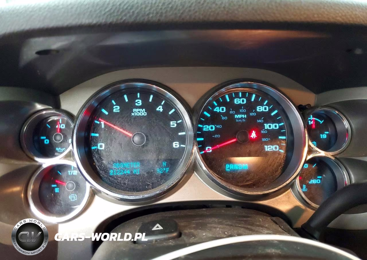 2013 Chevrolet Silverado C1500 Lt VIN:1GCRCSE06DZ390364 - 9