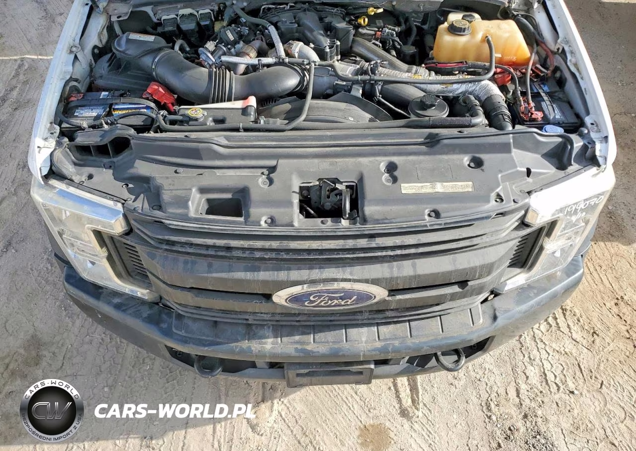 2018 Ford F550 Super - Delivery Truck VIN:1FDUF5GT7JEB31181 - 12