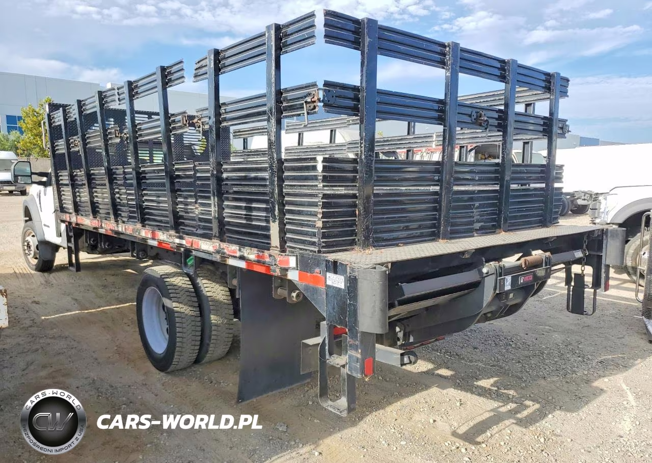 2018 Ford F550 Super - Delivery Truck VIN:1FDUF5GT7JEB31181 - 2