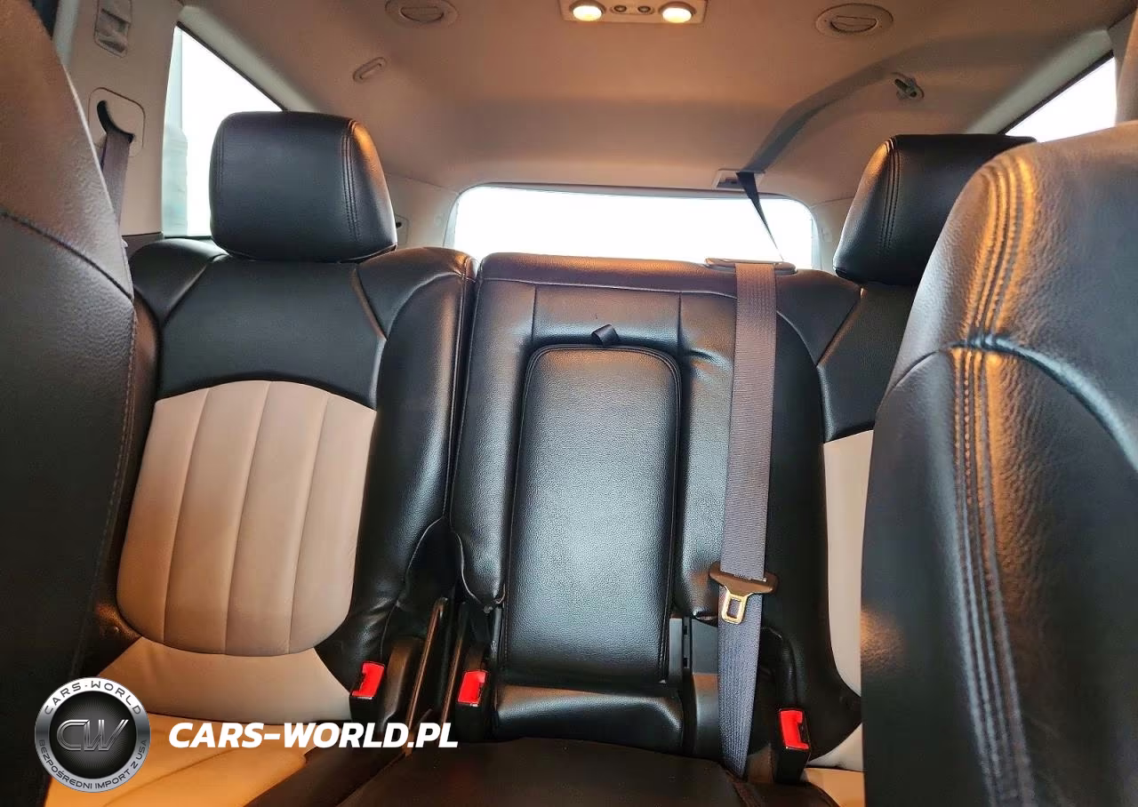 2010 Chevrolet Traverse Lt VIN:1GNLVFED1AS149799 - 10