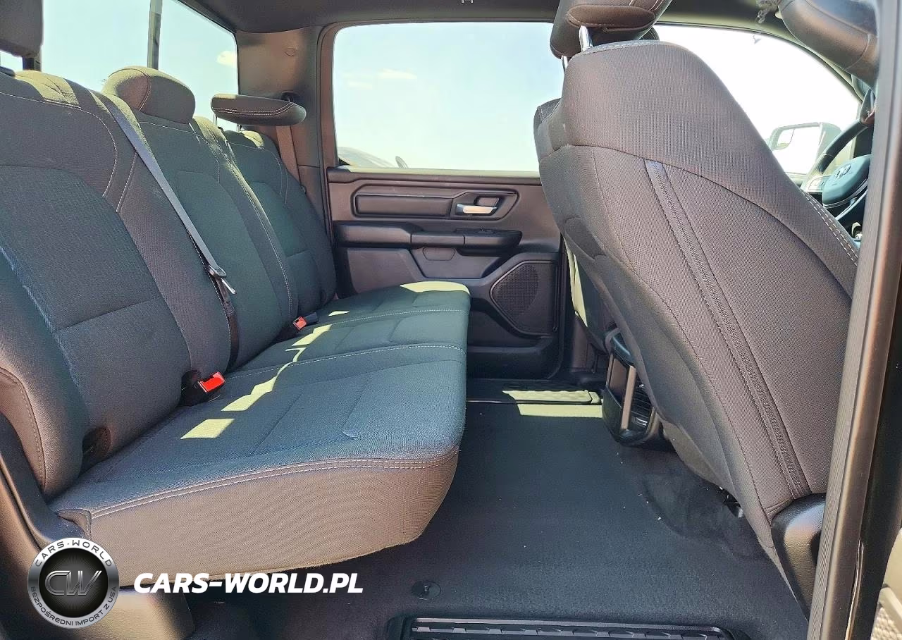 2024 Ram 1500 Tradesman VIN:1C6RRFGG0RN137885 - 10