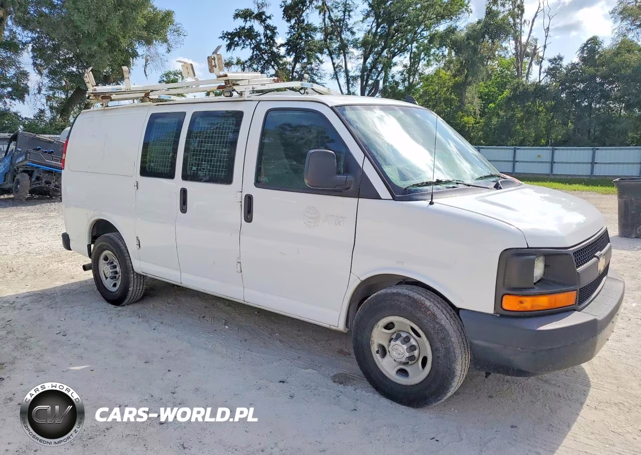 2016 Chevrolet Express G2500 VIN:1GCWGAFF2G1265465 - 4