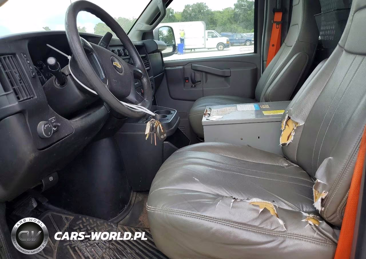 2016 Chevrolet Express G2500 VIN:1GCWGAFF2G1265465 - 7