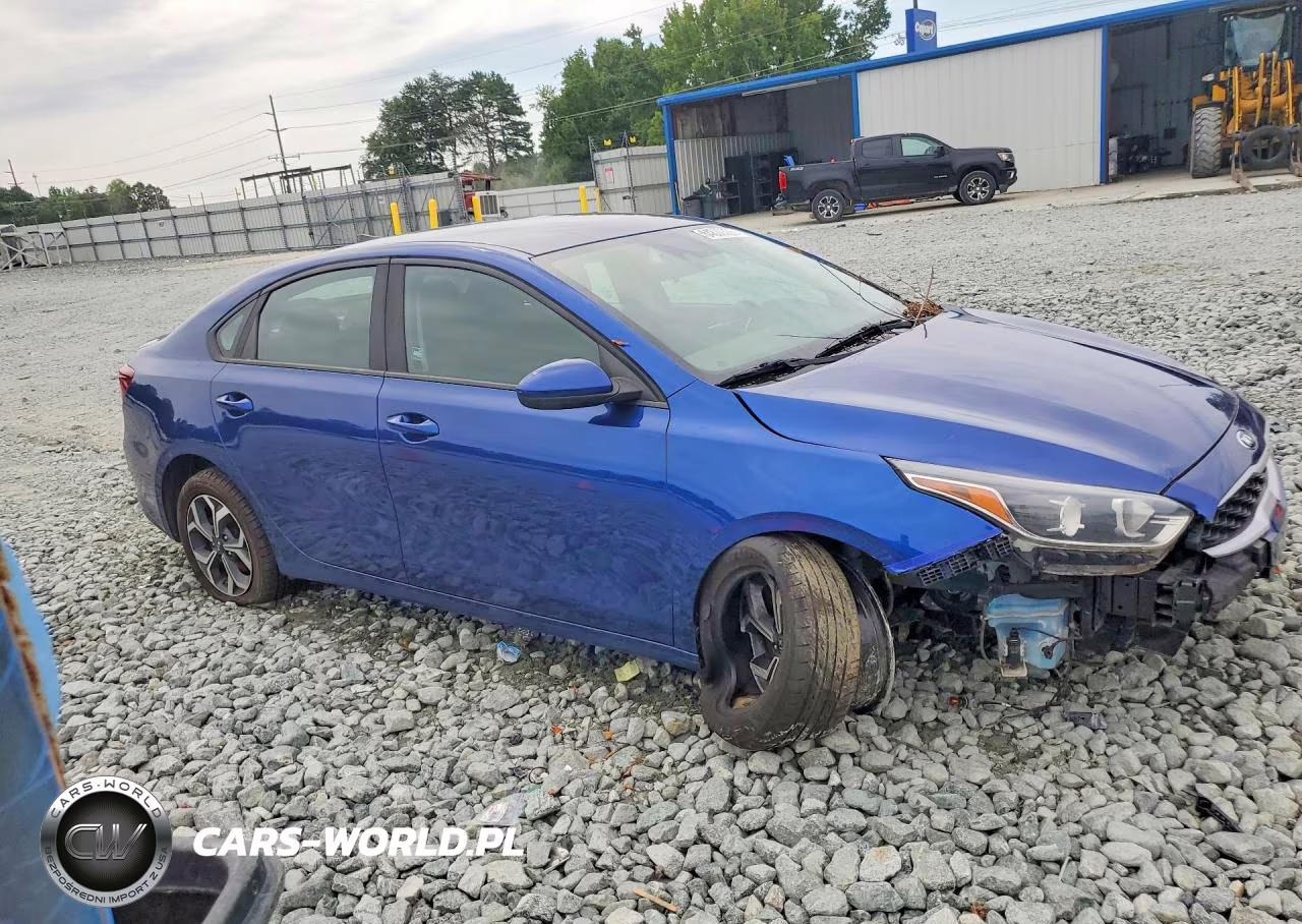 2019 Kia Forte Lxs VIN:3KPF24AD4KE027290 - 4