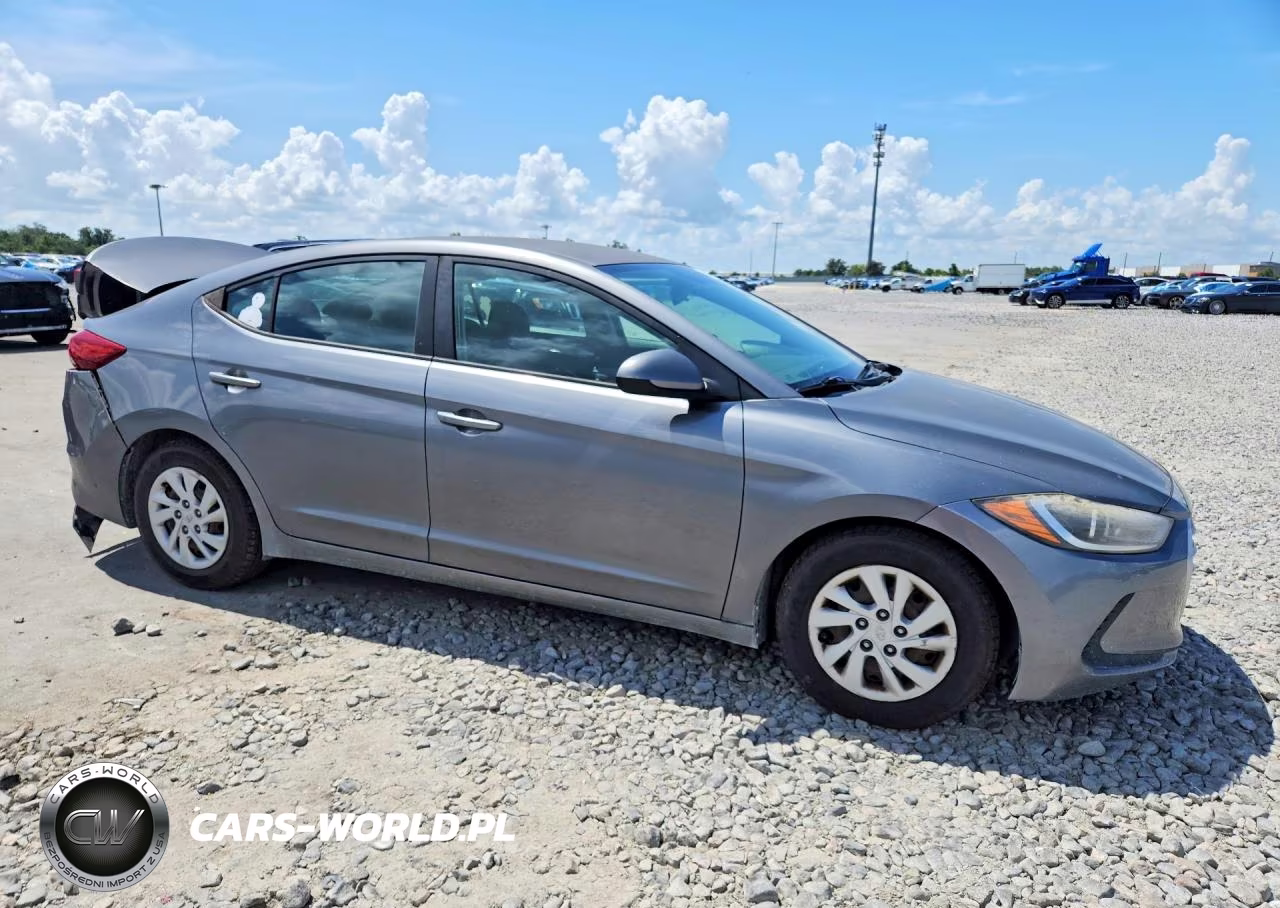 2018 Hyundai Elantra VIN:5NPD74LF3JH310734 - 4