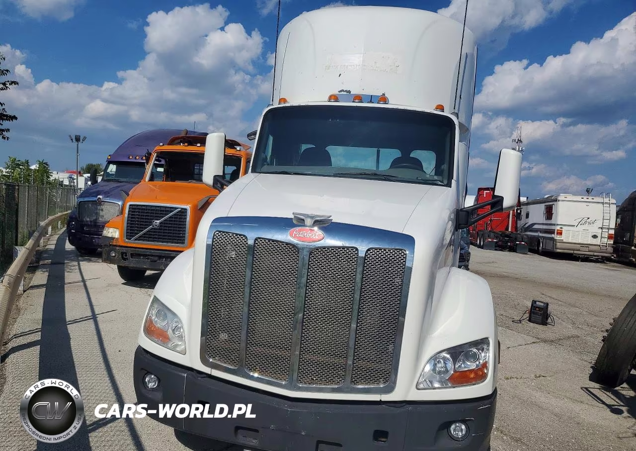 2014 Peterbilt 579 - Semi Truck VIN:1XPBD49X7ED254341 - 5