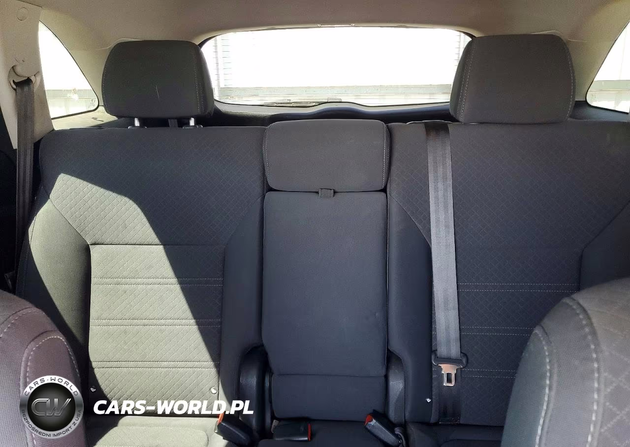 2018 Kia Sorento Lx VIN:5XYPG4A33JG387360 - 10