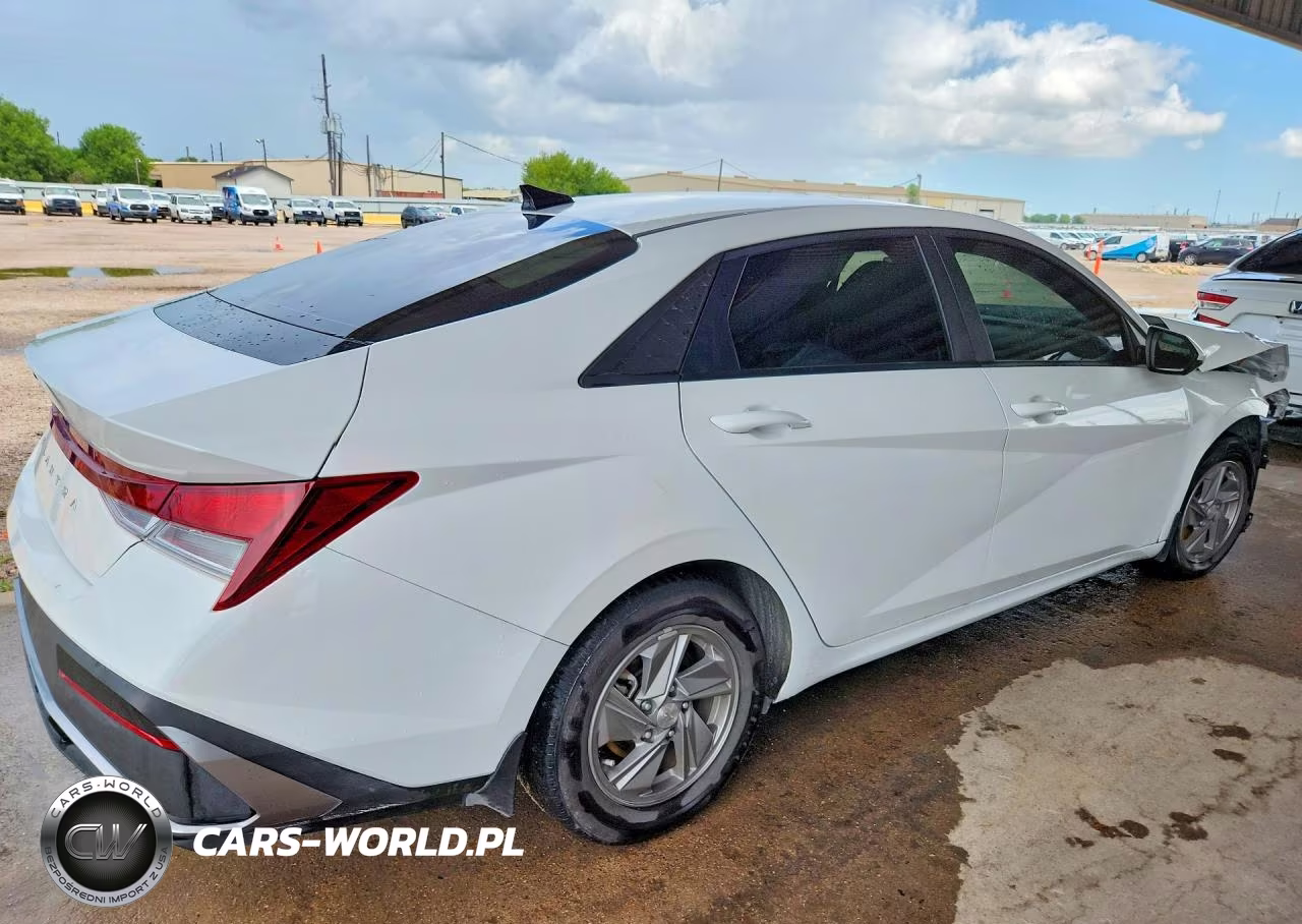 2025 Hyundai Elantra Se VIN:KMHLL4DG7SU061159 - 3