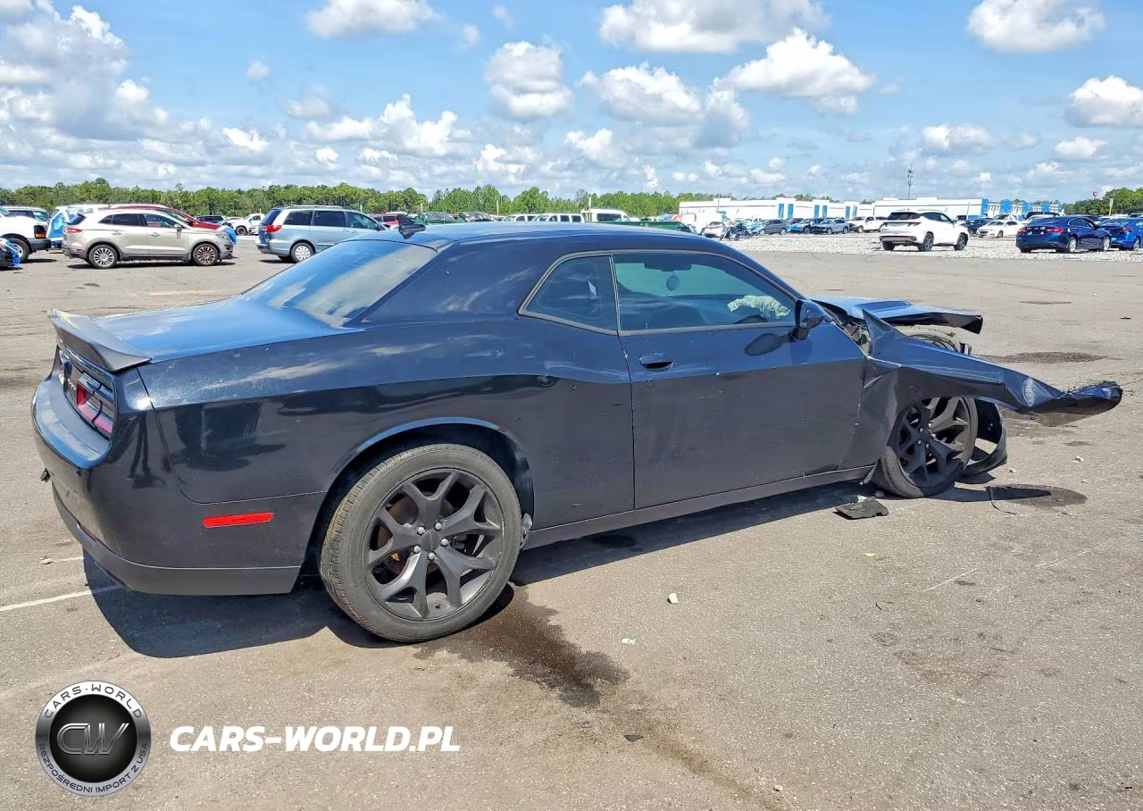 2017 Dodge Challenger Sxt VIN:2C3CDZAG7HH606019 - 3