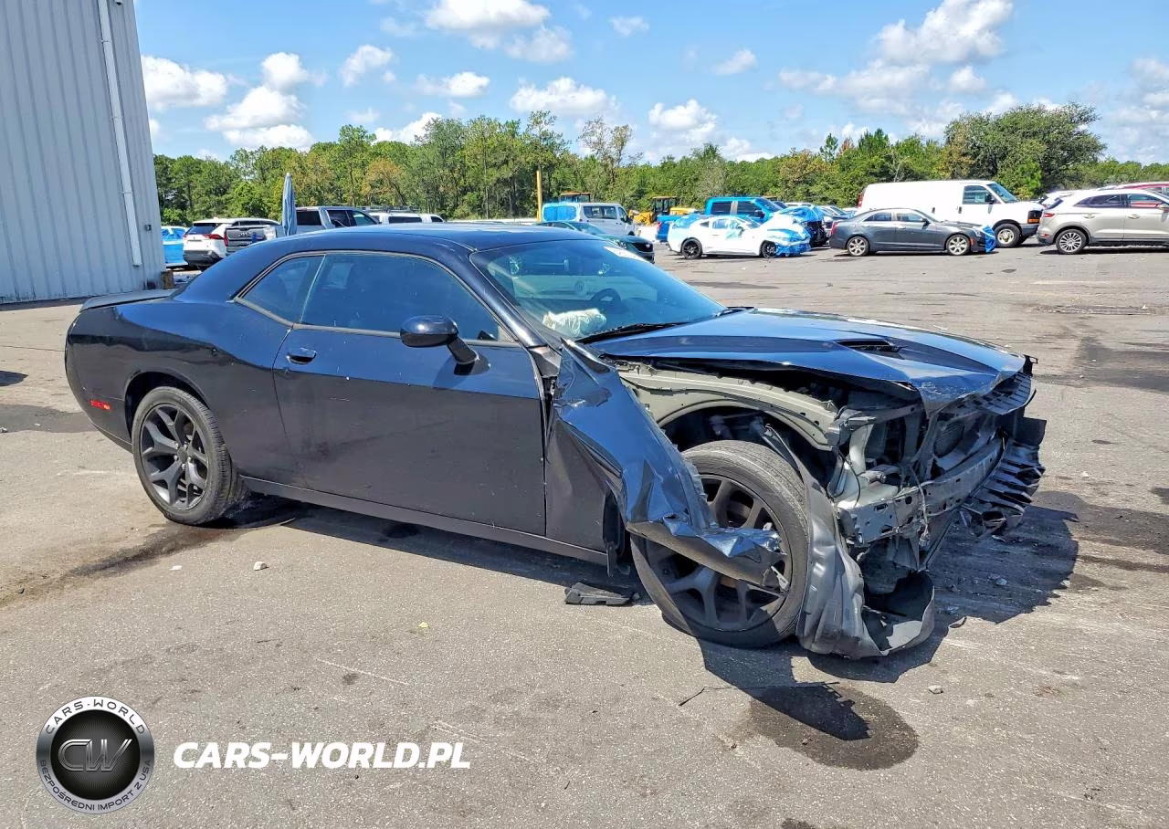 2017 Dodge Challenger Sxt VIN:2C3CDZAG7HH606019 - 4