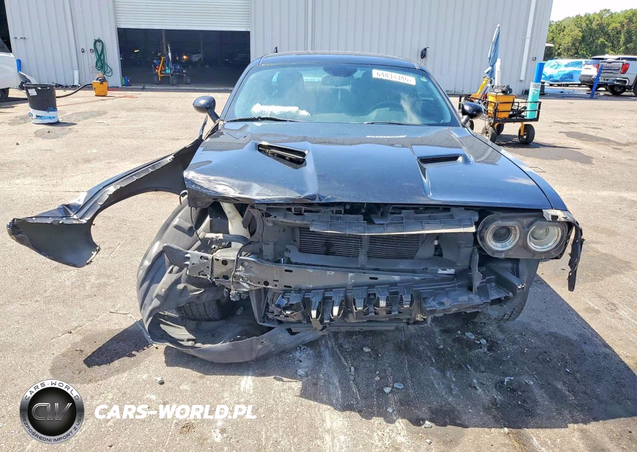 2017 Dodge Challenger Sxt VIN:2C3CDZAG7HH606019 - 5