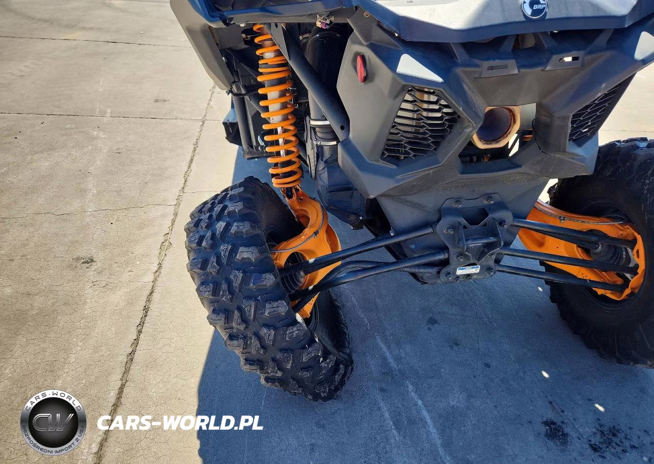 2025 Can-Am Maverick X3 Utility Vehicle VIN:3JBVMAY26SE000605 - 10