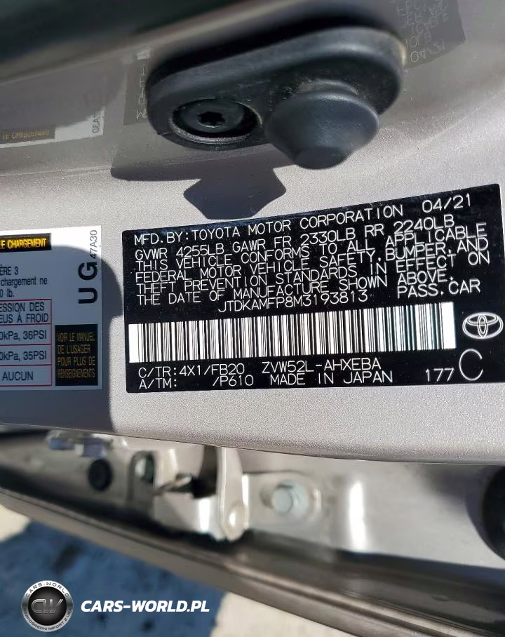 2021 Toyota Prius Prime Le VIN:JTDKAMFP8M3193813 - 12