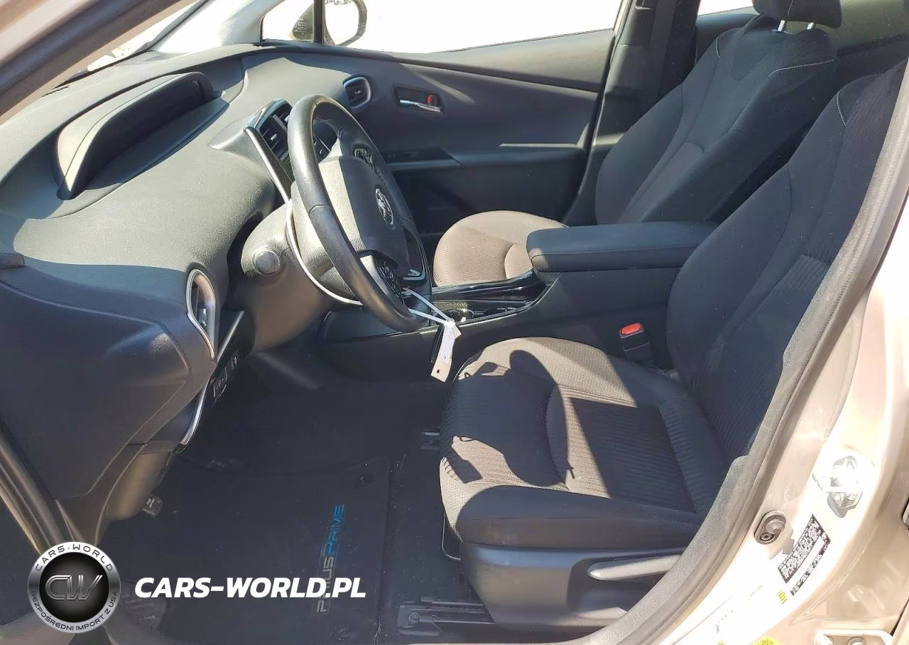 2021 Toyota Prius Prime Le VIN:JTDKAMFP8M3193813 - 7