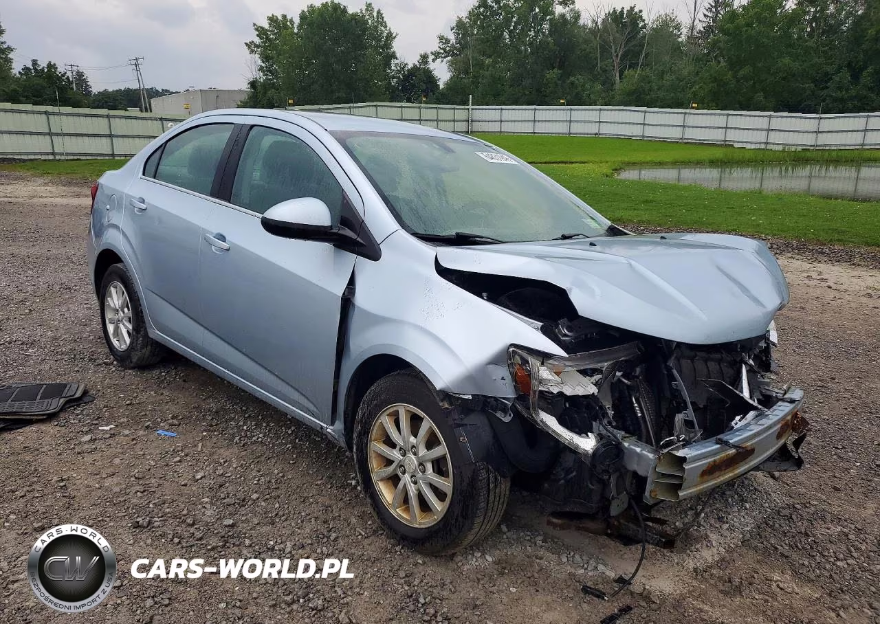 2017 Chevrolet Sonic Lt VIN:1G1JD5SG9H4151206 - 4
