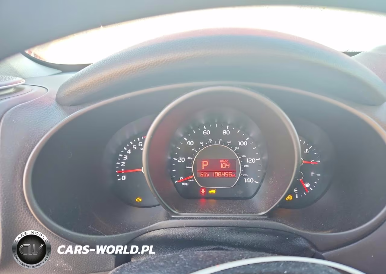 2017 Kia Soul + VIN:KNDJP3A56H7424104 - 9