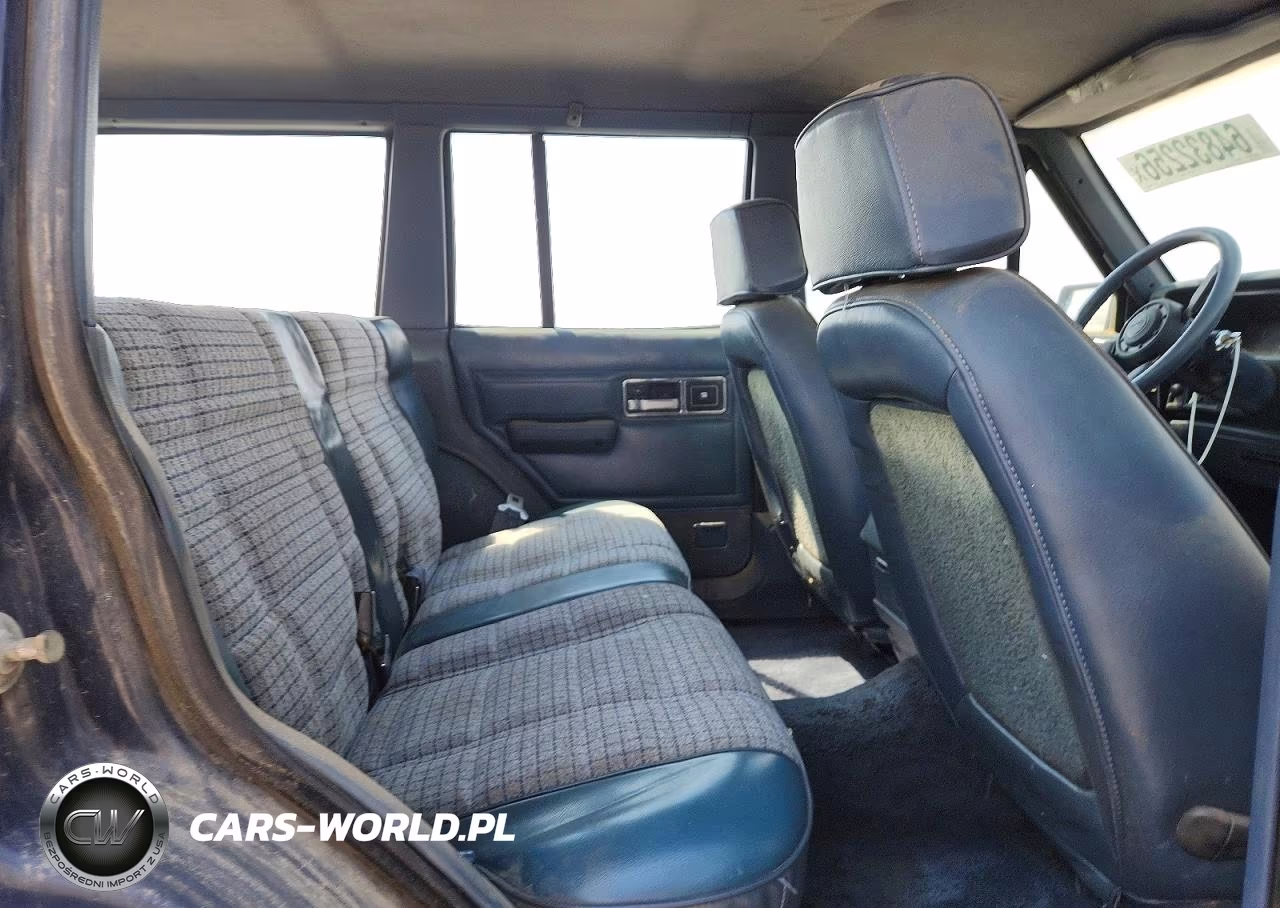1984 Jeep Cherokee VIN:1JCWL782XET109084 - 11