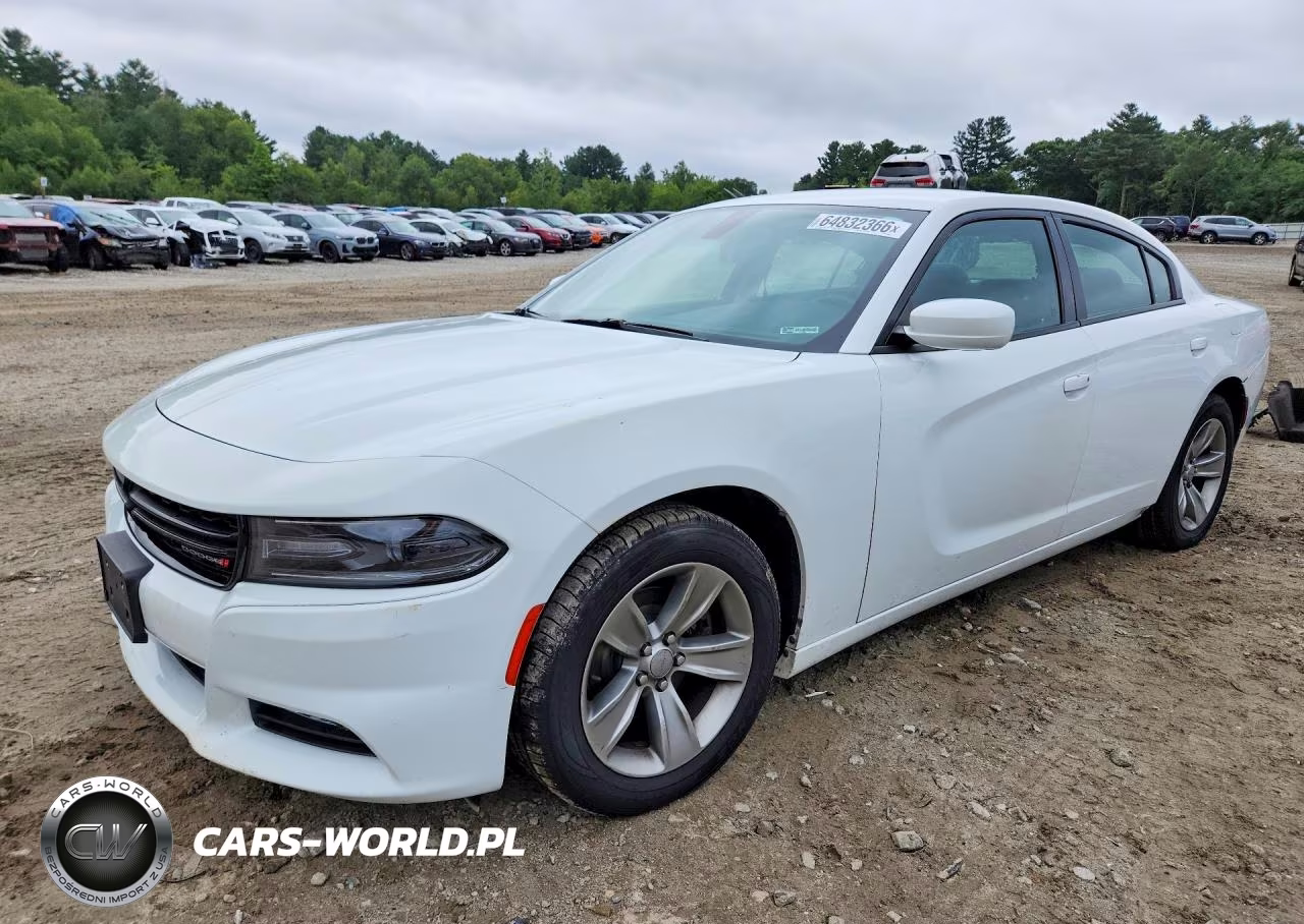 2015 Dodge Charger Sxt – zdjęcie 1 z 13