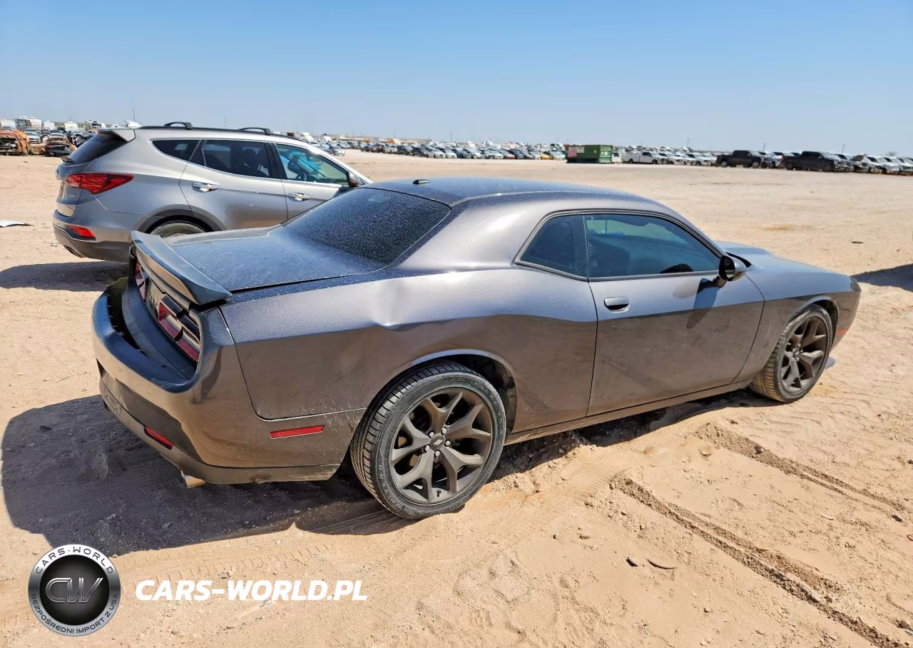 2019 Dodge Challenger Gt VIN:2C3CDZJG8KH736365 - 3