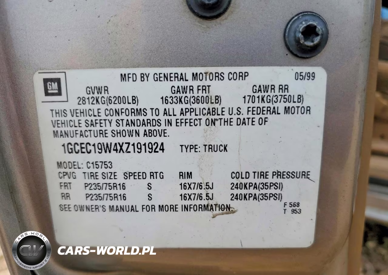 1999 Chevrolet Silverado C1500 VIN:1GCEC19W4XZ191924 - 13