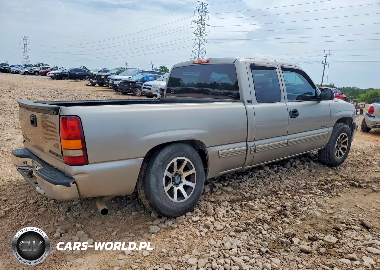 1999 Chevrolet Silverado C1500 VIN:1GCEC19W4XZ191924 - 3