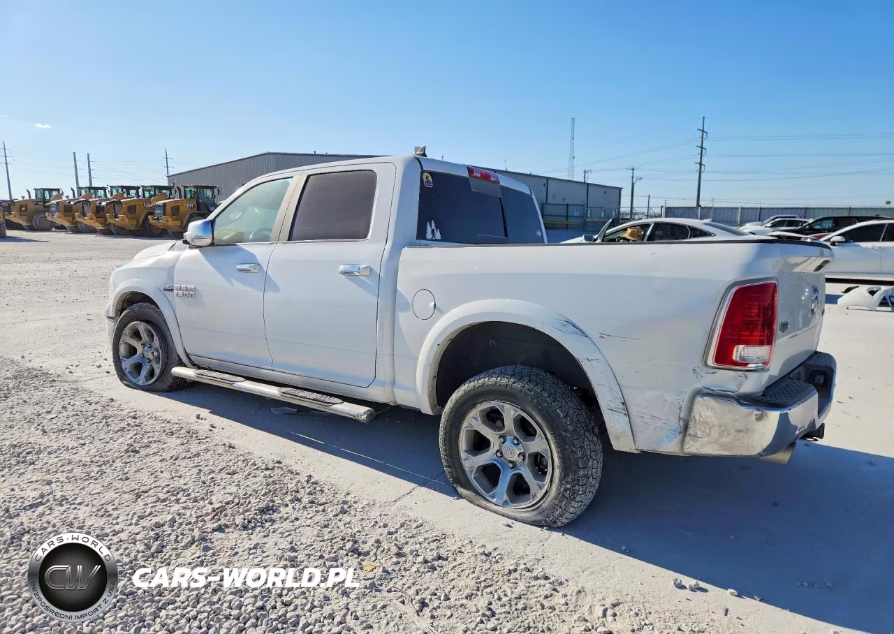 2018 Ram 1500 Laramie VIN:1C6RR7NT9JS115864 - 2
