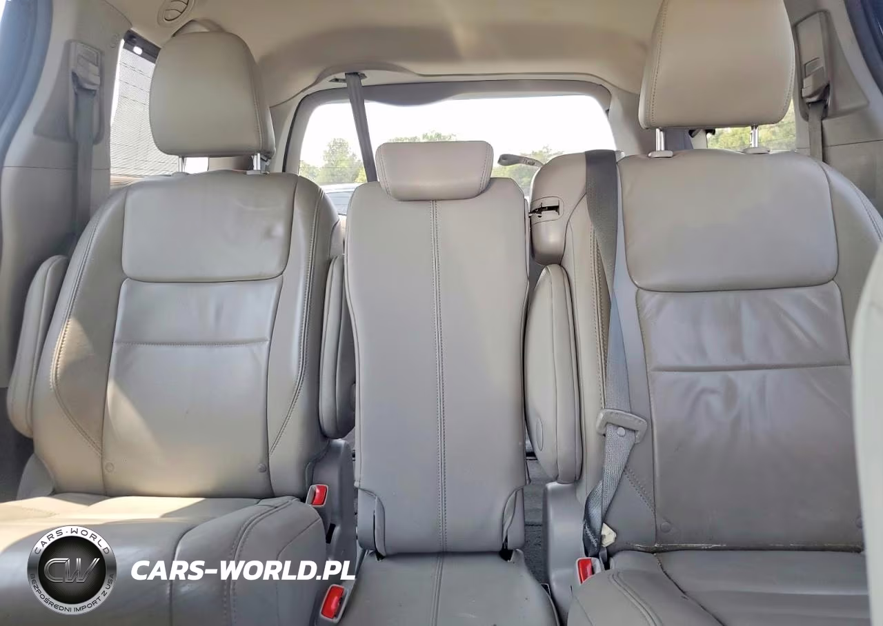 2015 Toyota Sienna Xle 8-Passenger VIN:5TDYK3DCXFS585243 - 10