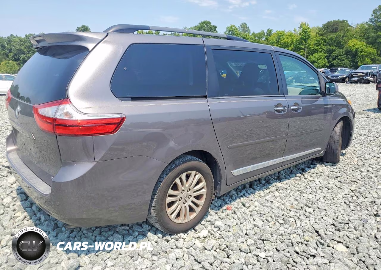 2015 Toyota Sienna Xle 8-Passenger VIN:5TDYK3DCXFS585243 - 3