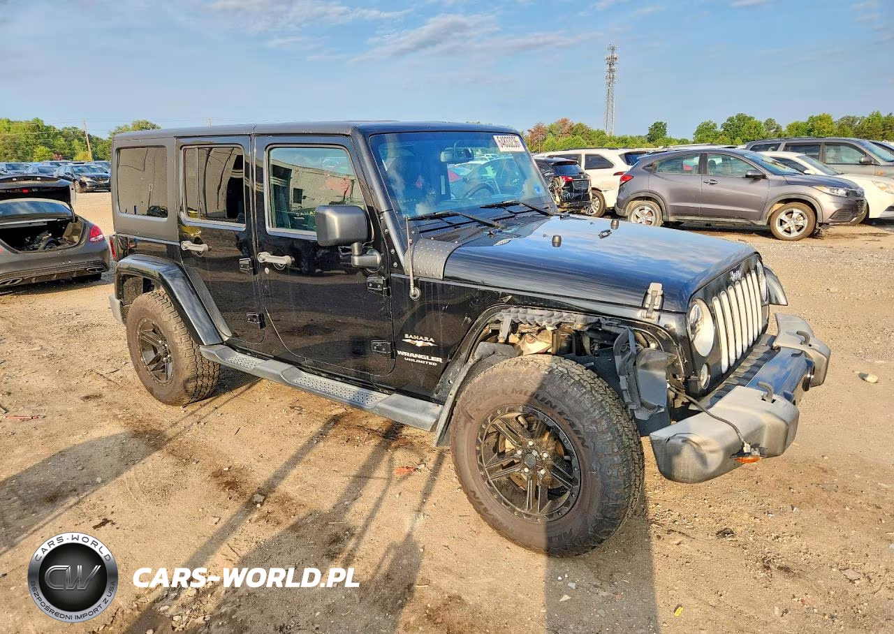 2016 Jeep Wrangler Unlimited Sahara VIN:1C4BJWEG3GL117840 - 4
