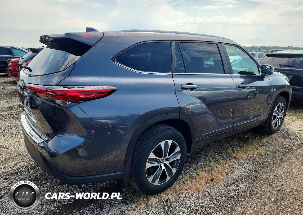 2023 Toyota Highlander Xle VIN:5TDKDRBH9PS504610 - 3