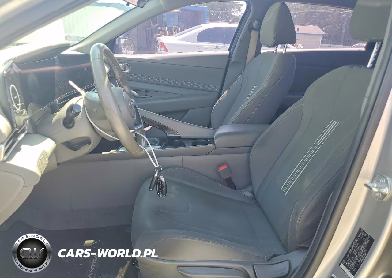 2023 Hyundai Elantra Sel VIN:5NPLS4AG8PH112858 - 7